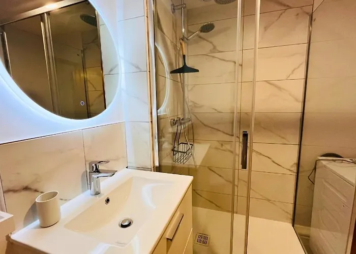 Le Cocon Sablais - 2 Bedrooms - Garage - Plancha 莱萨布勒-多洛讷