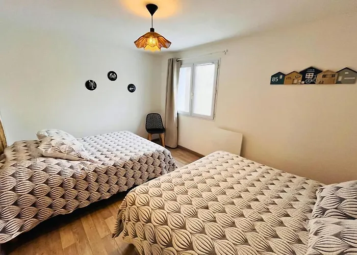 Le Cocon Sablais - 2 Bedrooms - Garage - Plancha 度假居